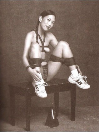 LES SORTILEGES DU BONDAGE JAPONAIS