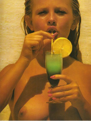 LUI 132 Elisa Servier