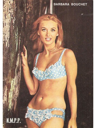 LA MAFIA 6 - LES ESPIONS MEURENT A L AUBE !